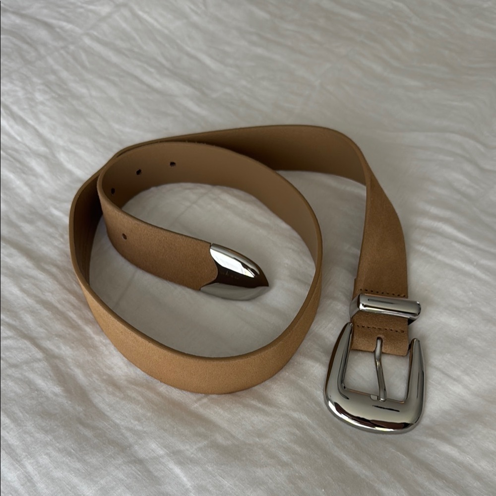 Anthropologie “Vintage Western Belt” size M, NWOT!